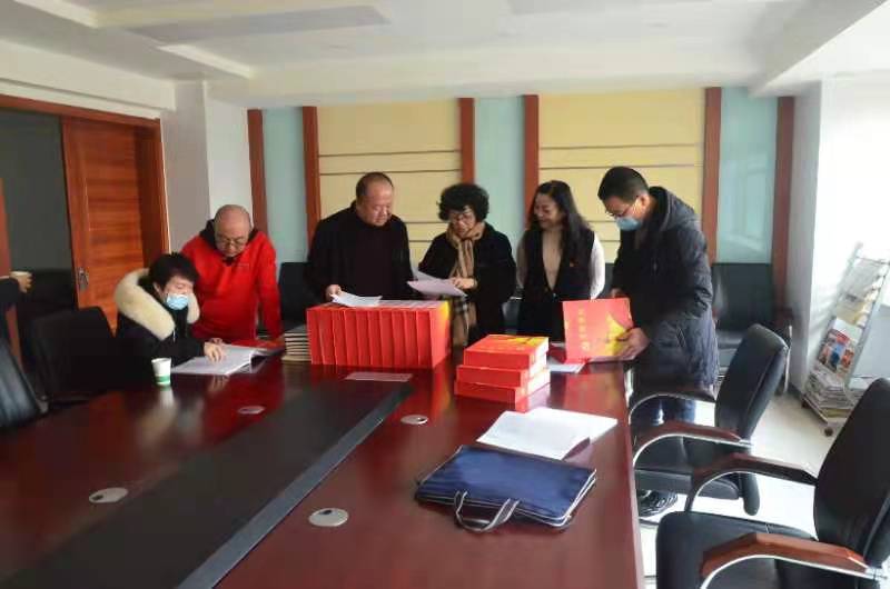 省残联副理事长吴小萍检查基金会